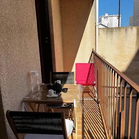 Apartament T2 + A - 4 Couchages, Terrasse, A 100 M De La *