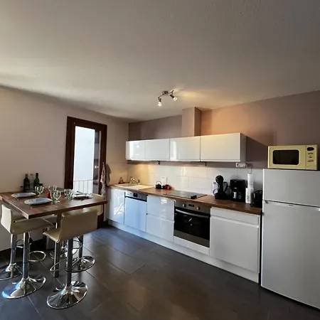 T2 + A - 4 Couchages, Terrasse, A 100 M De La *