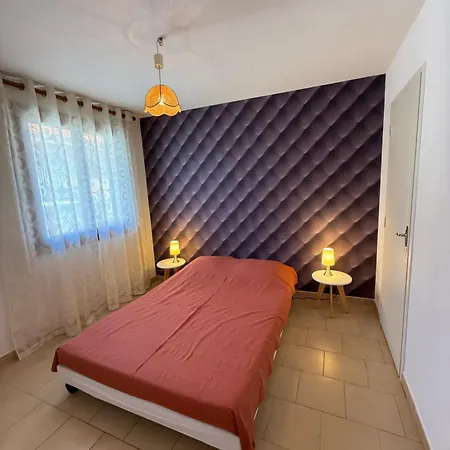 T2 + A - 4 Couchages, Terrasse, A 100 M De La Apartment *